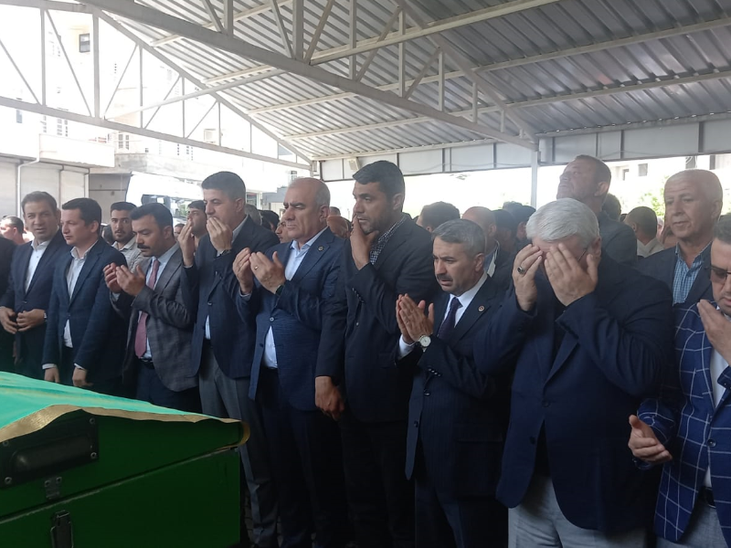 Rişvan Aşiretinin Çınarı Mustafa Turanlı Son Yolculuğuna Uğurlandı